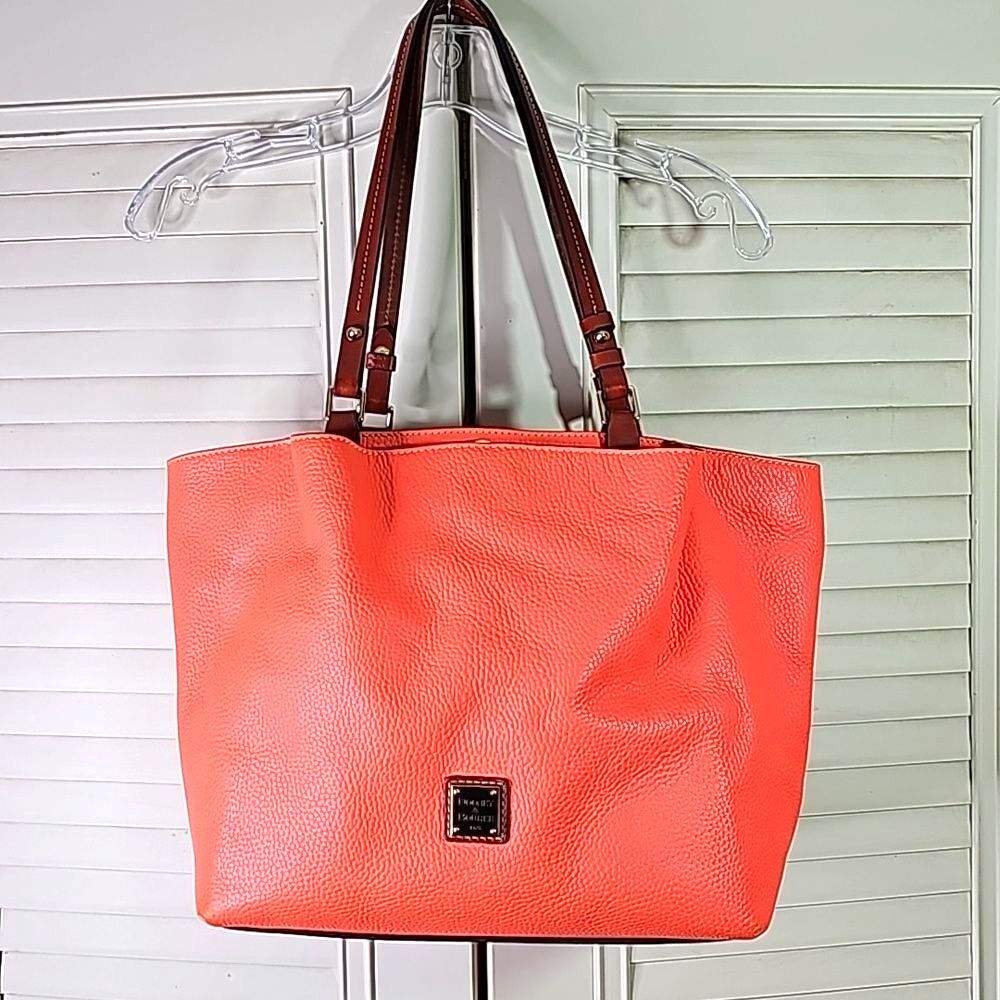 Dooney &Bourke Tote Shoulder Bag Leather Orange Goldtone Hardware 3 Compartments